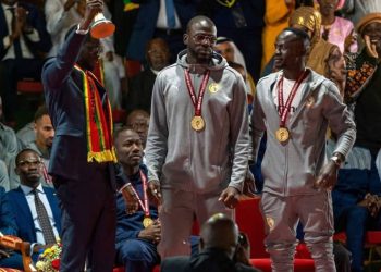 Sport : le président sénégalais récompense les Lions de la Teranga, primes et terrains pour les champions d’Afrique